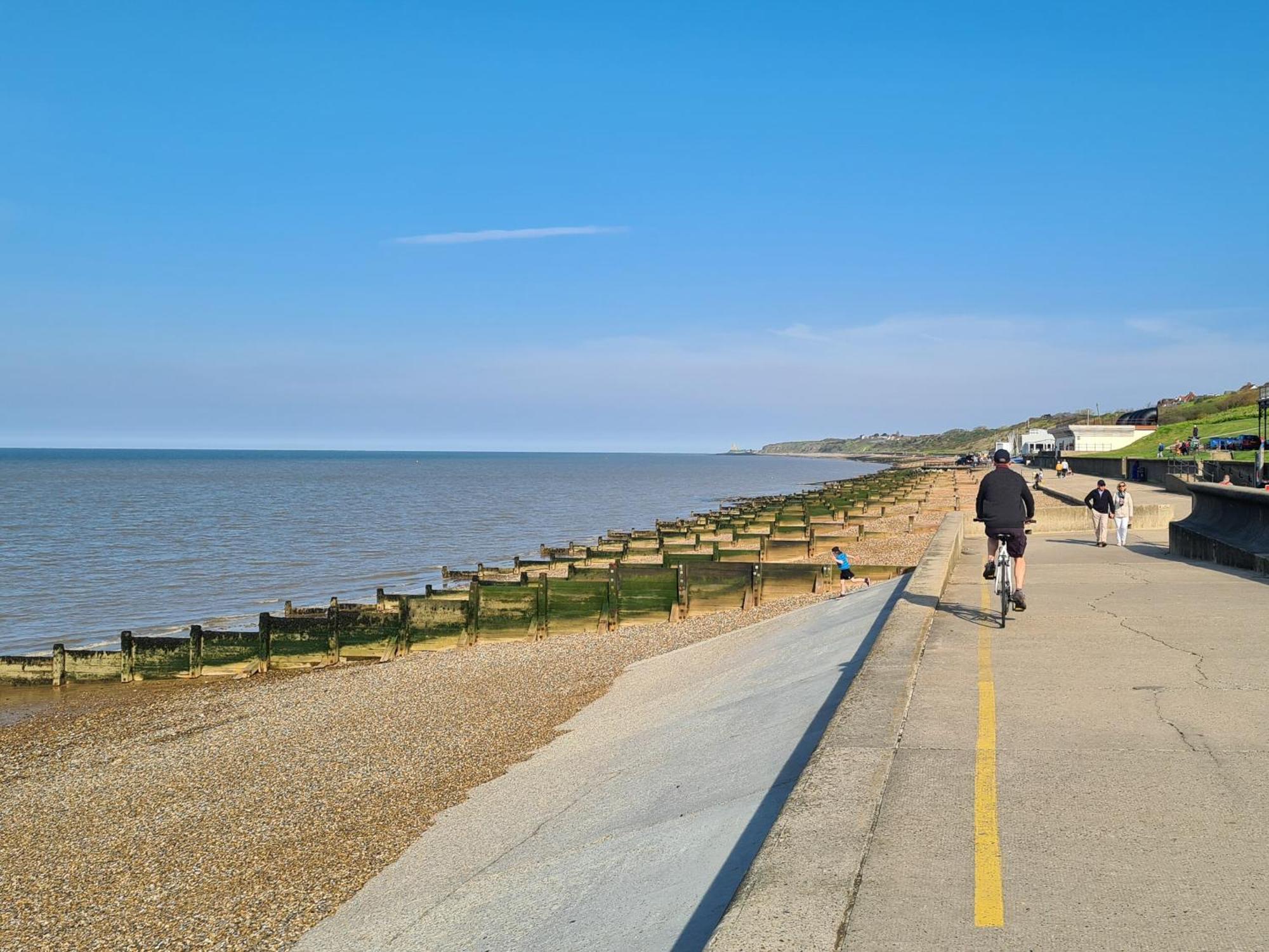 Vitamin Sea Residency Herne Bay Extérieur photo